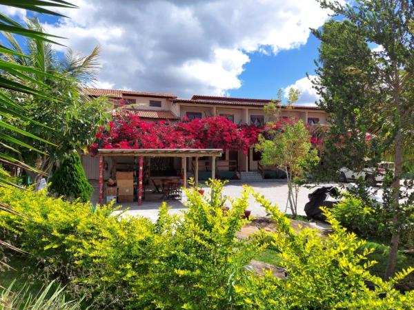 Pousada Primavera, Reserva ahora  Hoteles en Noreste de Brasil con aparcamiento, Aparcamiento