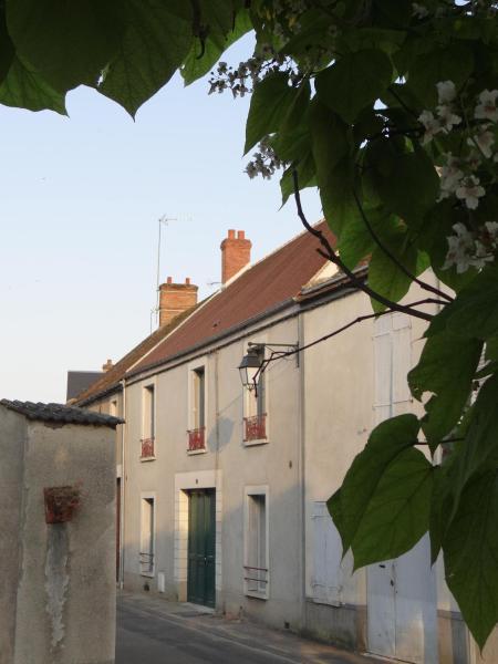 Les Viviers Maison dhôtes B&B, Réserver  Puiseaux 