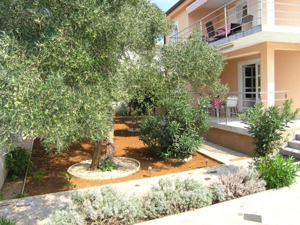 Apartmani Bakran, Buchen Sie  Krk Insel Krk