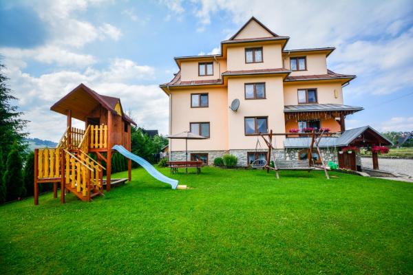 W Murowanicy, Book  Lesser Poland Hotels with a Parking, Parking