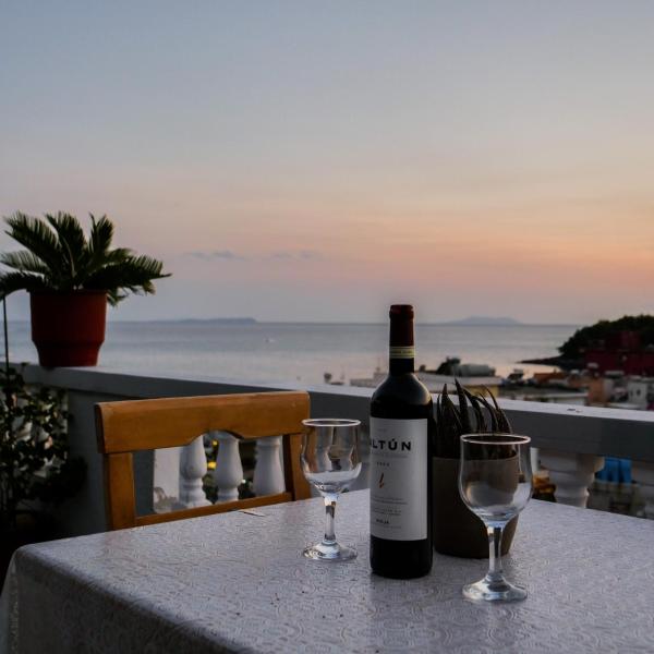 Sea Breeze Rooms, Buchen Sie  Himarë Qark Vlora