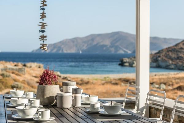 Eneos Kythnos Beach Villas-Elegant and Comfort Villas, Prenota  Kythnos Kythnos