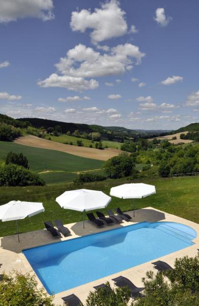 Gîtes Le Relais de Roquefereau, Réserver  Hôtels à Lot Valley avec parking, Parking