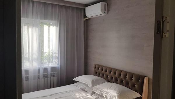 Sapar Budget Hotel, Buchen Sie  Hotels in Schymkent mit Parkplatz, Parkplätze