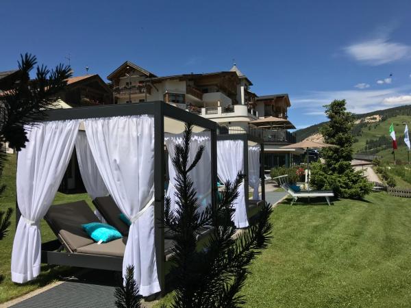 Dolasilla Mountain Panoramic Wellness Hotel, Prenota  La Villa La Villa