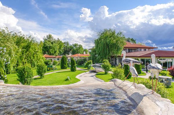 Yaev Family Hotel, Buchen Sie  Hotels in Oblast Plowdiw mit Pool, Schwimmbad