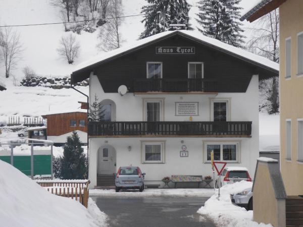 Haus Tyrol, Prenota  Hotel a Tirolo con parcheggio, Parcheggio