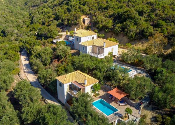 Kosyforema Villas, Prenota  Gialova Messinia