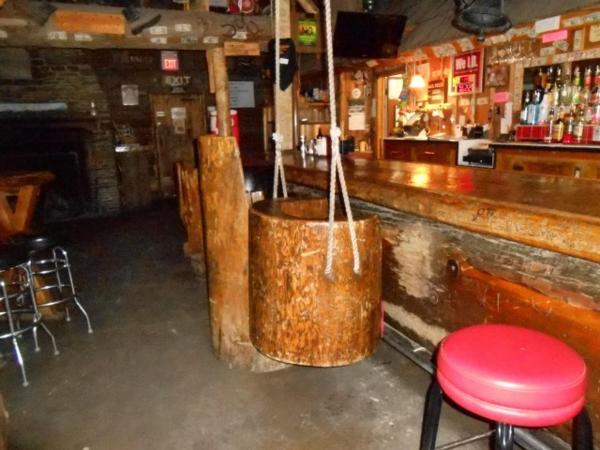 The Jack Saloon, Buchen Sie  Lolo 