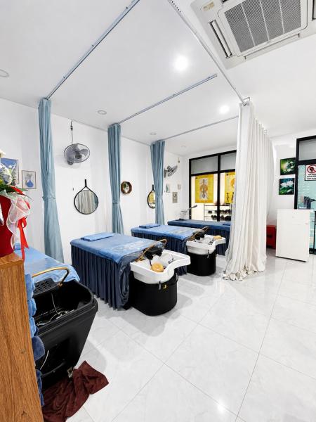 Spring House, Buchen Sie  Hotels in Mekongdelta mit Parkplatz, Parkplätze