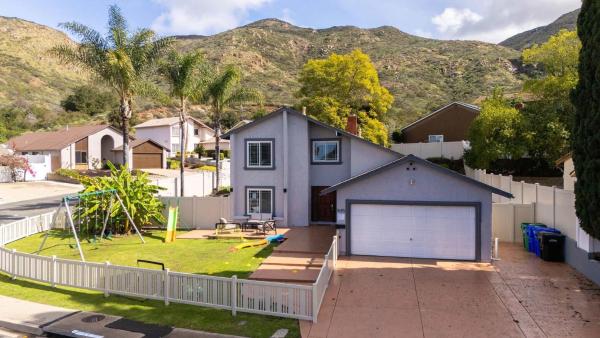 Spacious Central Home Villa, Book  San Diego San Diego Metropolitan Area