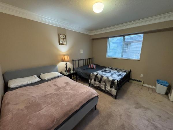 Nordel Way Guest House - Walk to Transit & Shopping - 20 Min to YVR, Réserver  Surrey 