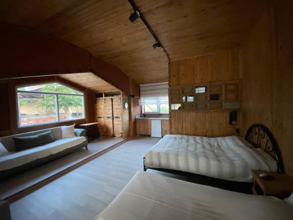 CasaMora, Book  Hotels in Edremit with a Pool, Swimming Pool