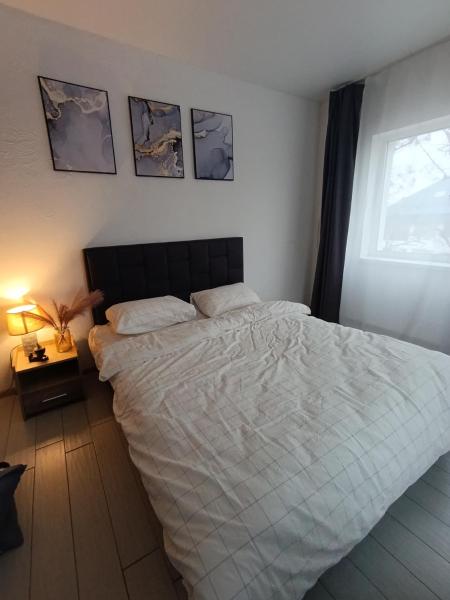 Дніпро апартаменти, Buchen Sie Ferienwohnung Hotels in Oblast Dnipropetrowsk mit Parkplatz, Parkplätze