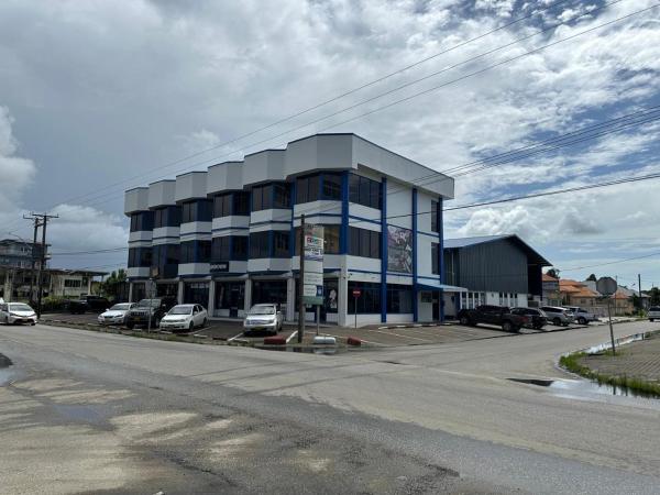 Pro Plus Suites, Buchen Sie  Hotels in Paramaribo mit Parkplatz, Parkplätze