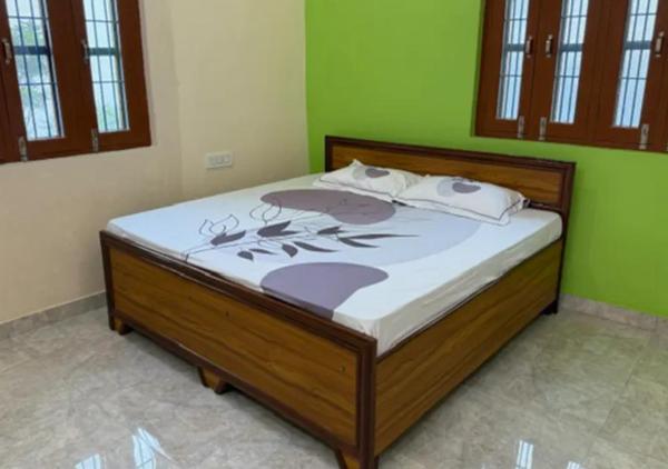 Stay Enjoy, Buchen Sie  Saur Uttarakhand