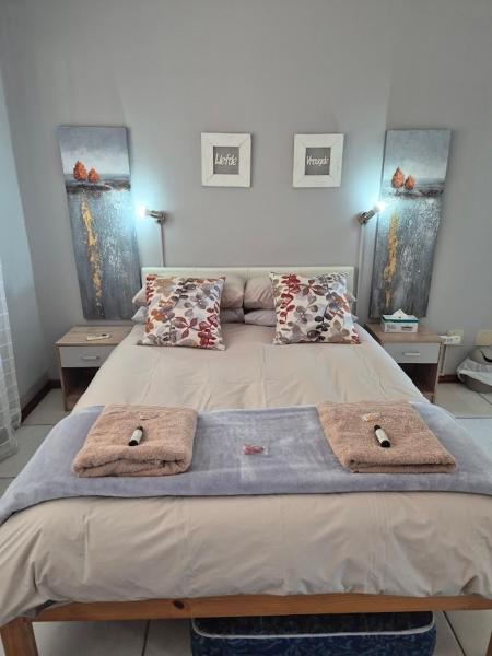 Sune\s self catering 2, Buchen Sie  Hotels in Worcester mit Parkplatz, Parkplätze