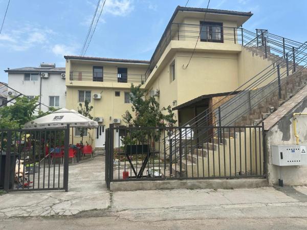 Villa Ines, Prenota  Hotel a Constanta con parcheggio, Parcheggio