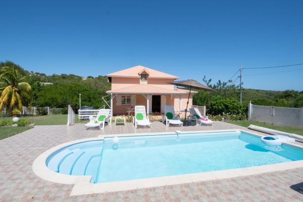 Villa Willene - Avec piscine privée, Buchen Sie  Hotels mit Pool in Le Marin, Schwimmbad