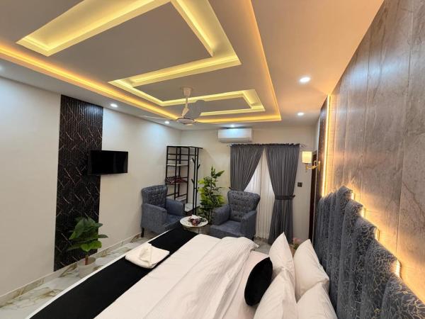 Image Luxury Guest House G10-4, Buchen Sie  Hotels in Islamabad mit Parkplatz, Parkplätze
