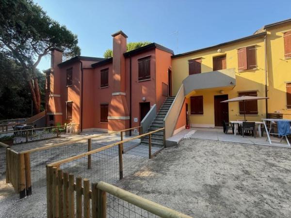Beachside Italian Villa for 6, Prenota  Hotel a Veneto con parcheggio, Parcheggio