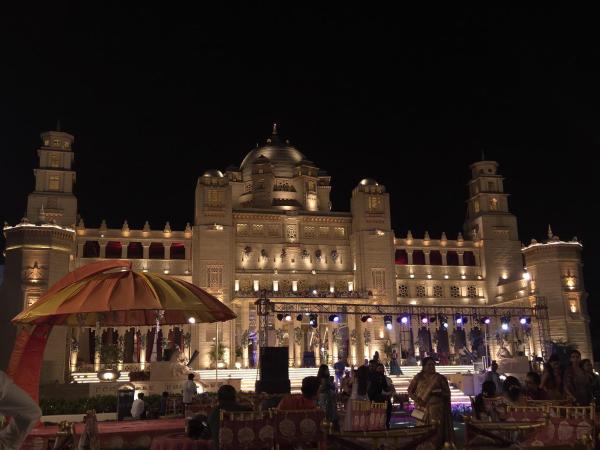 Ummaid palace, Siwan, Buchen Sie  Siwān Bihar