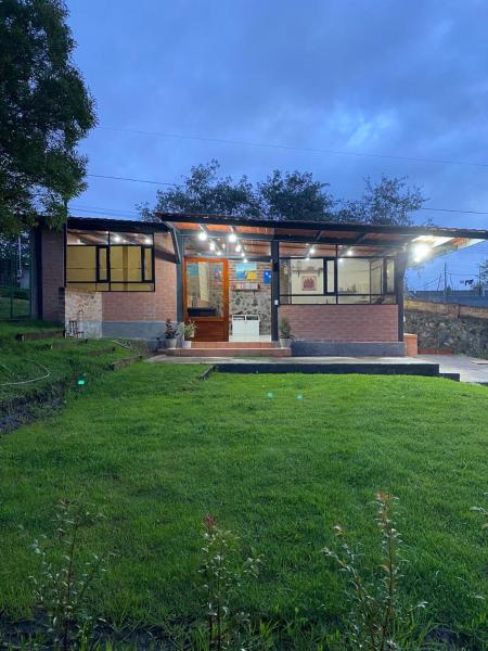 La casa del oso, Buchen Sie  Chinchín Loma Pichincha