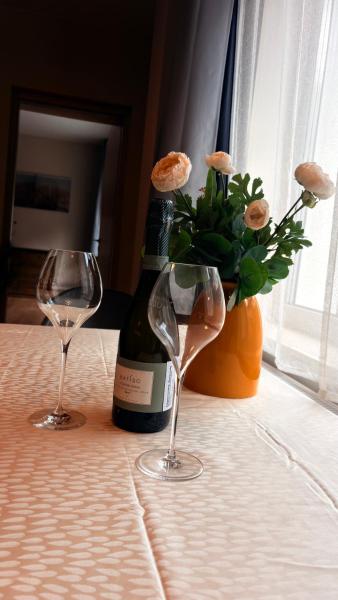 Castello Rosso Apartman, Book  Pest Hotels with a Parking, Parking