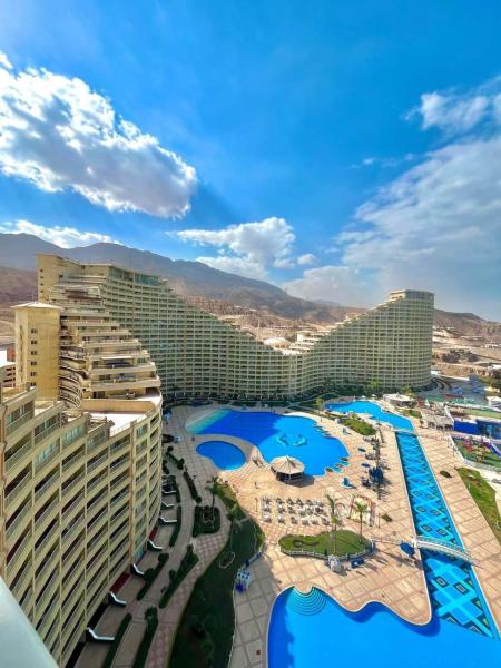 Porto Sokhna Luxury Units, Prenota  Hotel a Governatorato di Suez con piscina, Piscina