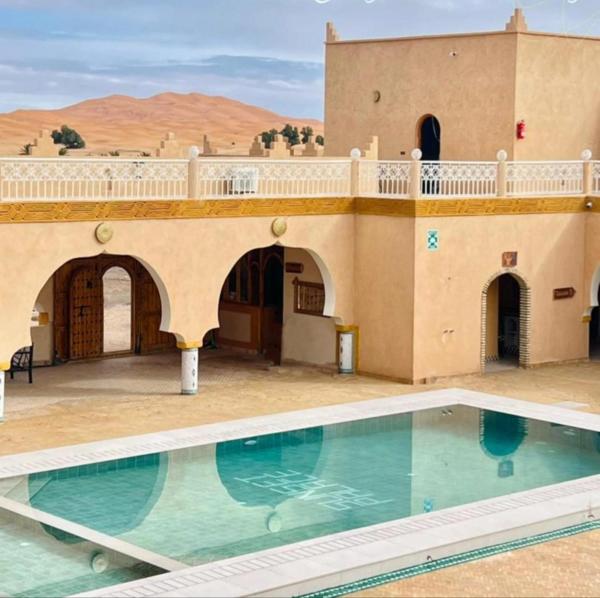 Hotel Sunset palace Merzouga, Buchen Sie  Hotels mit Pool in Meknes-Tafilalet, Schwimmbad