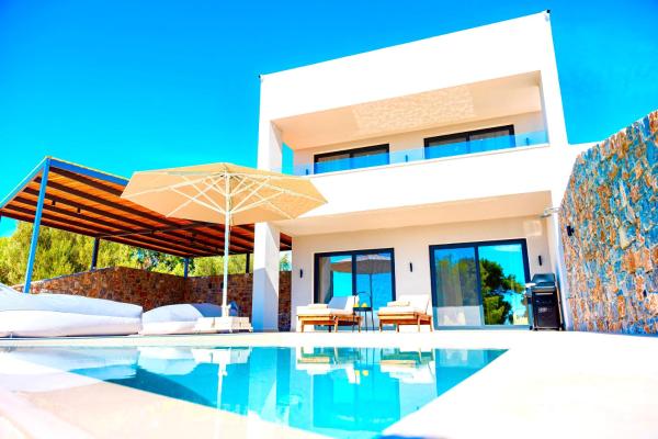 Selene Villas 3, Reserva ahora  Hoteles con piscina en Rodas, Piscina