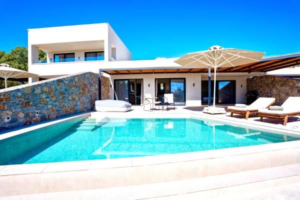 Selene Villas 2, Reserva ahora  Hoteles con piscina en Rodas, Piscina
