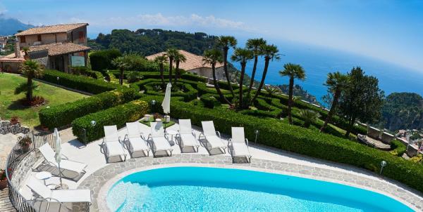 Villa Minuta Charming and luxury with private pool, Buchen Sie  Hotels in Scala mit Pool, Schwimmbad
