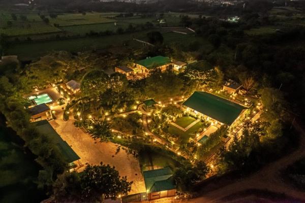 Tiger Woods Ranthambore, Buchen Sie  Hotels in Rajasthan mit Pool, Schwimmbad