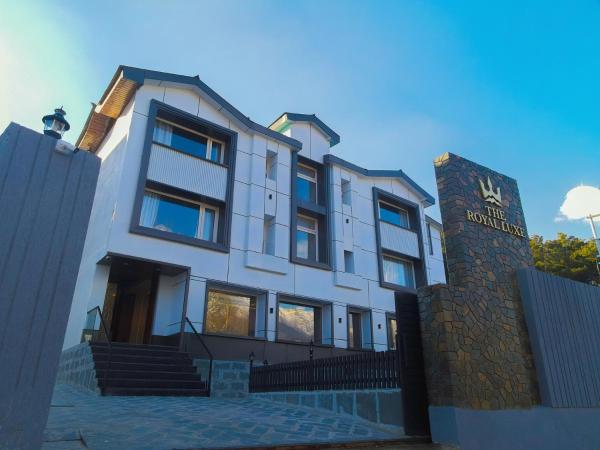 The Royal Luxe, Prenota  Kolur 
