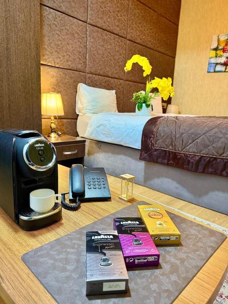 By Mirror Group Hotels, Buchen Sie  Baku Aserbaidschan