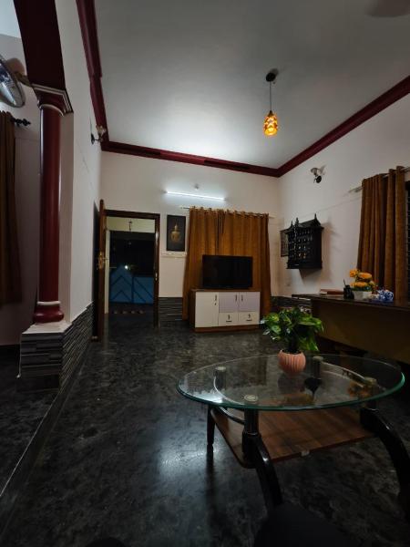 Blue Fox Inn Homestays, Buchen Sie  Kattakkada Kerala