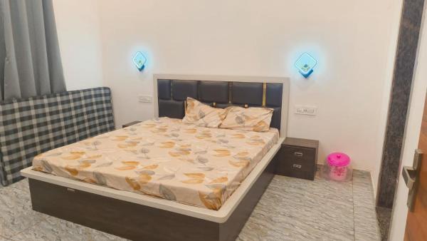 Shree Karan Palace Family Guest House, Buchen Sie  Juliāsar 