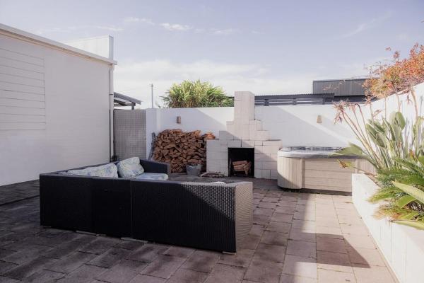 Ruby SoHo Spa Villa, Buchen Sie  Port Sorell Tasmanien
