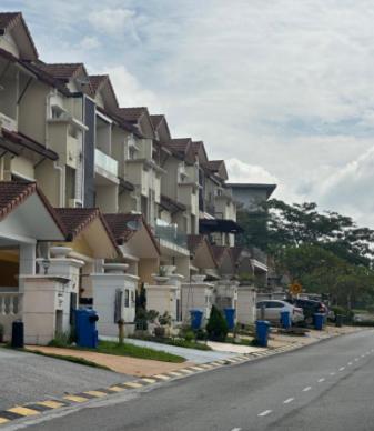 Setia Alam Urban Rooms, Book  Shah Alam Selangor, near Setia City Convention Centre