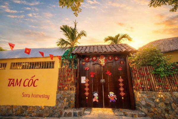 Pristine nature - Romantic - Green trees and lakes, Prenota  Hotel a Ninh Binh con piscina, Piscina
