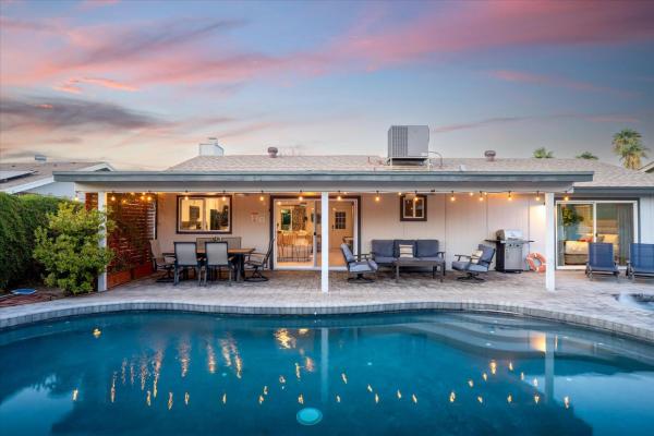 Hilde Homes Relaxing Villa Heated Pool & Hot Tub, Prenota  Hotel con piscina a Arizona, Piscina