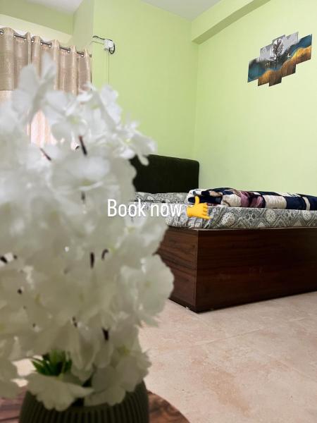 Mon Jai Homestay, Buchen Sie  Hotels in Assam mit Parkplatz, Parkplätze