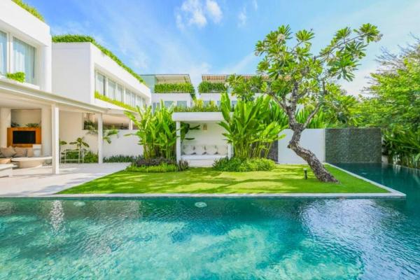 Yahira Stunning Garden 5 BR Private Pool Villa, Reserva ahora  Canggu Badung