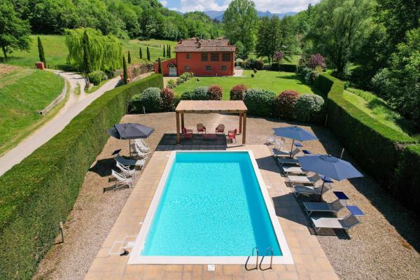 Large Villa With Pool And Sauna On Tuscan Estate, Buchen Sie  Reggello Valdarno