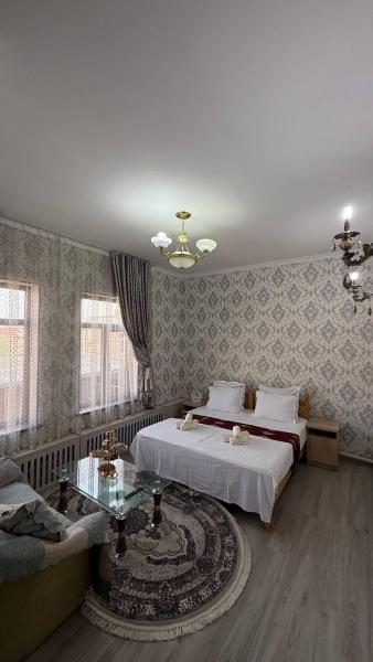 Welcome to Villa Yaaxya, Prenota  Hotel con piscina a Bukhara, Piscina