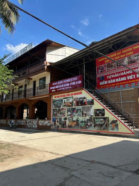 Hoa Ban Homestay, Prenota  Mai Chau Hoa Binh