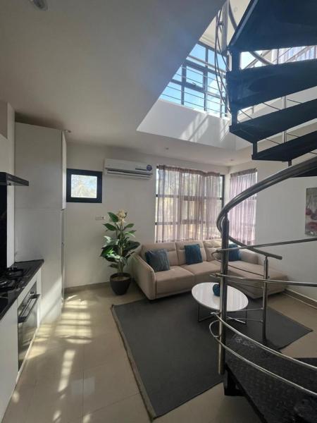 Duplex Almadies, Buchen Sie  Hotels in Dakar mit Parkplatz, Parkplätze