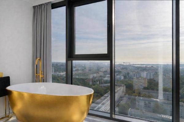Hanza Tower GOLDEN SKY 24 SPA & POOL, Buchen Sie  Hotels mit Pool in Stettin, Schwimmbad