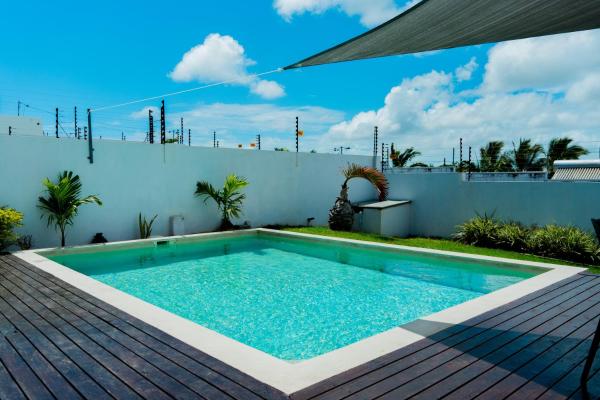 Villa Aaya Grand Baie, Private Pool,3 Bedrooms, 7 mins to Pereybere beach, Prenota  Hotel con piscina a Mauritius Costa Nord, Piscina